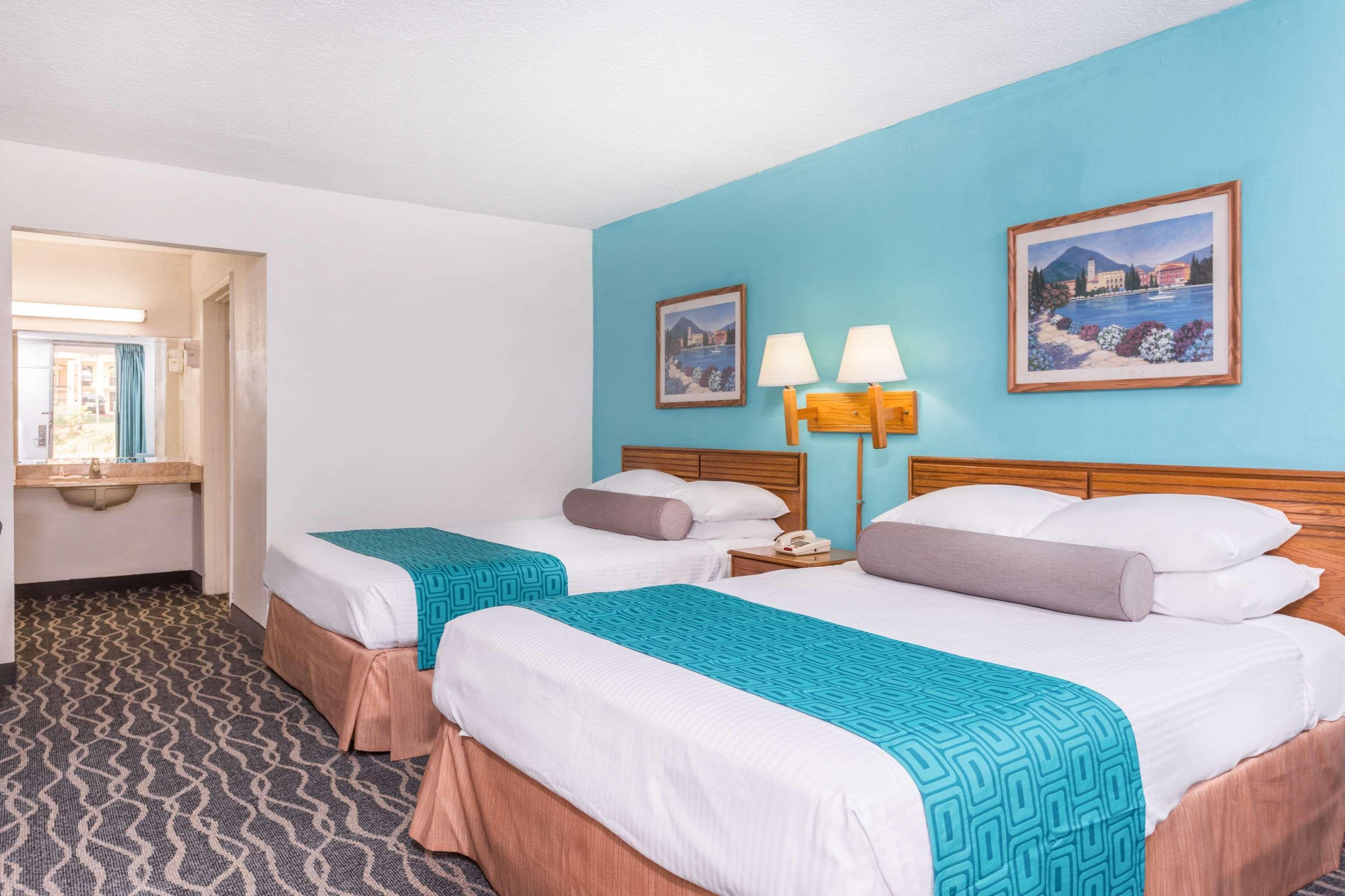 Howard Johnson By Wyndham Commerce Ga Exterior photo